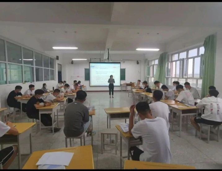 【昌职院心灵驿站】心手相牵，共抗疫情，我们在行动